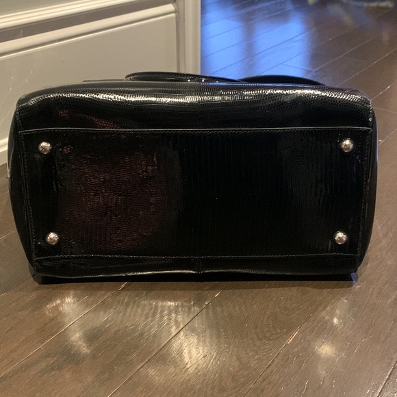 Patent leather Stuart Weitzman handbag - Picture 8 of 9